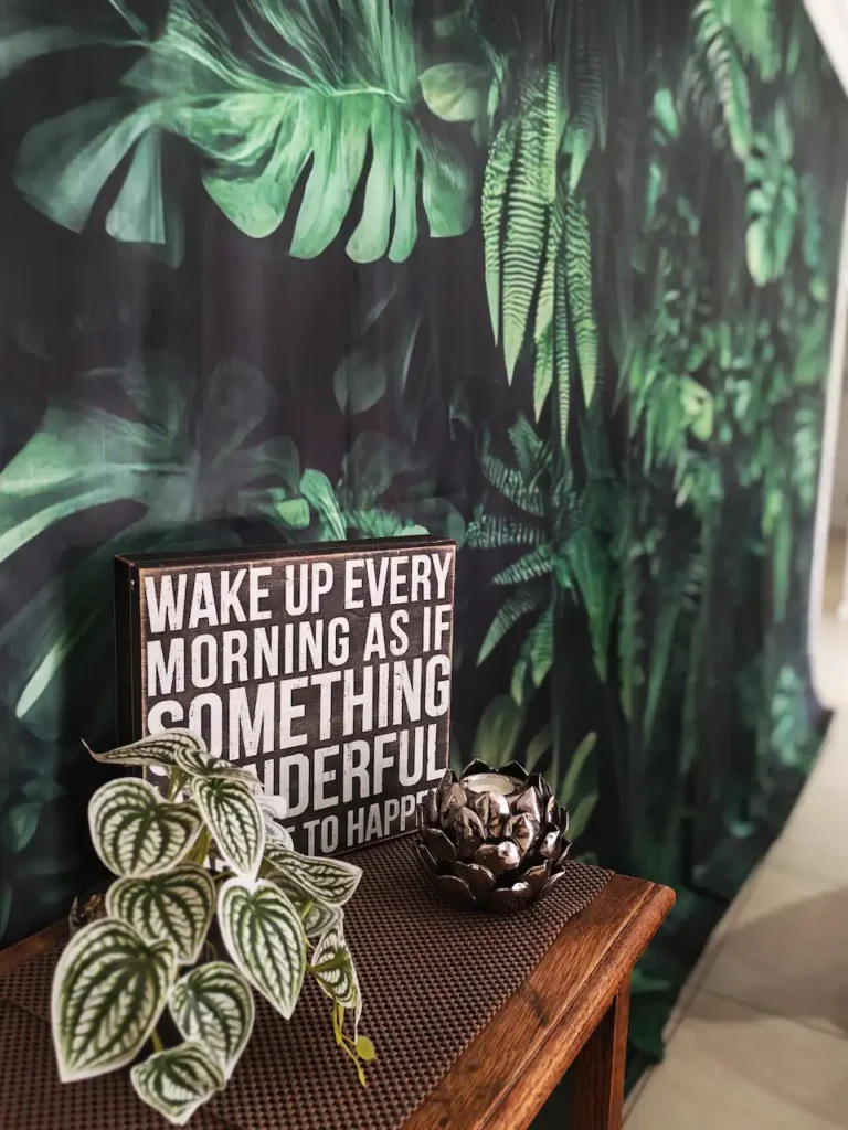 Relaxing tropical-inspired décor at D'Vida Wellness Spa in Meyerton